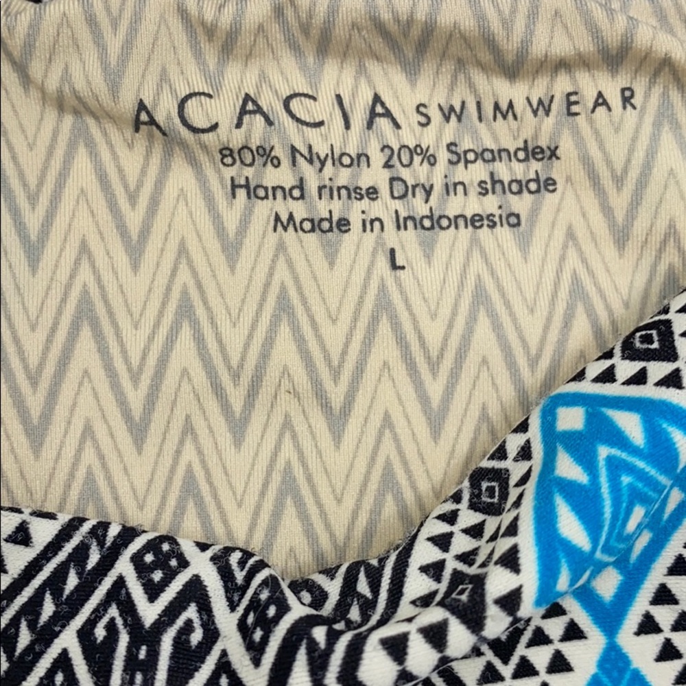 RARE original acacia swimwear Thai print set! - Picture 2 of 3
